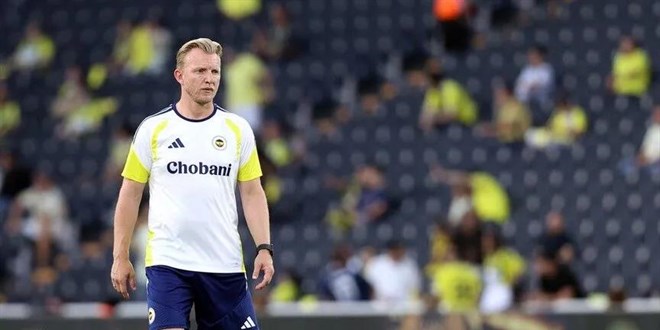 Fenerbah�e'de teknik direkt�r karar� - Son Dakika Haber