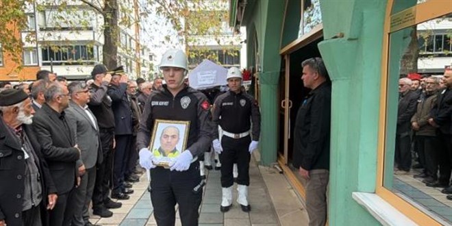 Kansere yenik d��en polis memuru,son yolculu�una u�urland� - Son Dakika Haber