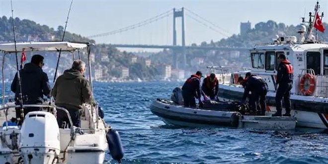 ��retmenler fark etti: �stanbul Bo�az�'nda ceset bulundu - Son Dakika Haber