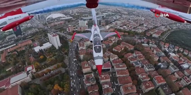 T�rk Y�ld�zlar�'n�n Ankara u�u�una ait g�r�nt�leri payla��ld� - Son Dakika Haber