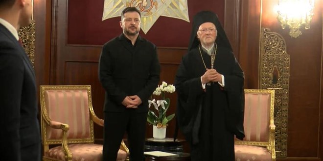 Zelenskiy Fener Rum Ortodoks Patrikhanesi'ni ziyaret etti - Son Dakika Haber