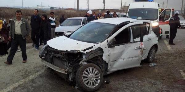 Otomobil takla attı; 4 öğretmen yaralı