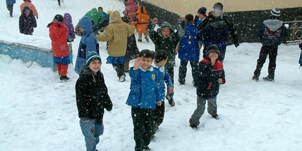12 İl'de eğitime kar engelli