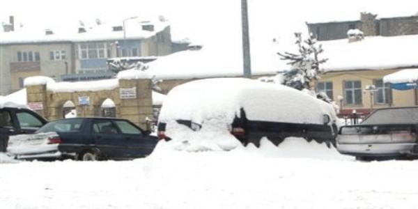 G�le'de e�itime kar engeli