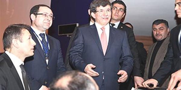İyte, 'İnsani Diplomasi' toplantısına ev sahipliği yaptı