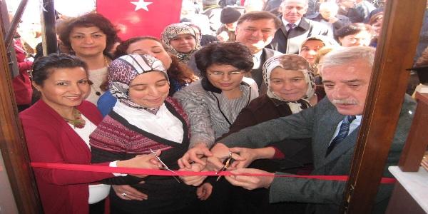 Kadın kooperatifi gıda market açtı
