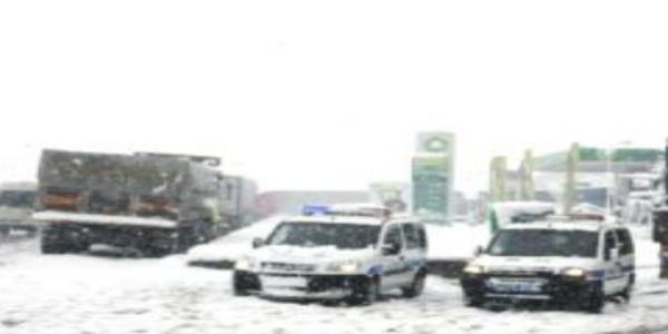 Bursa'da 114 k�y yolu ula��ma kapand�