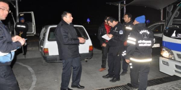 İzmir Büyükşehir Belediyesi uygunsuz parka göz açtırmıyor