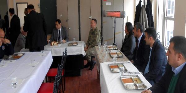 Aşçılık kursu katılımcıları, hünerlerini sergiledi