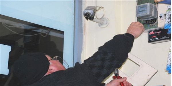 Ceylanpınar'da kaçak elektirik operasyonu