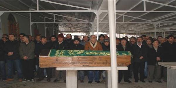 Alkollü sürücü, kaldırımdaki yayayı öldürdü