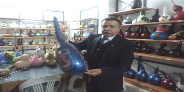 Su kabakları, Kuşadalı kadınların ellerinde turistik eşyaya dönüşüyor
