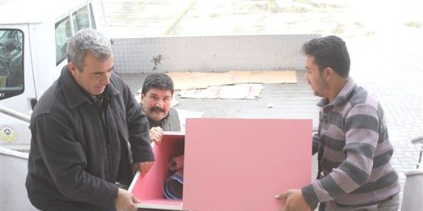 Zemini çürüyen okulun tahliyesine başlandı