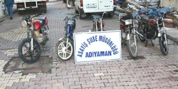 Adyaman'da 5 alnt motosiklet bulundu