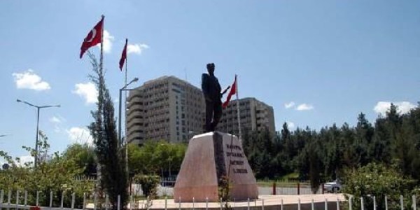 K�rt�e Tezsiz Y�ksek Lisans e�itimine yo�un ilgi