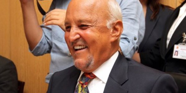 Mehmet Ali Birand'�n sa�l�k durumuyla ilgili hastaneden a��klama