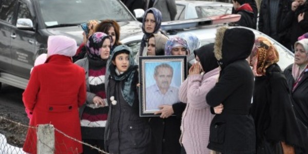 Kaderi babas�yla ayn� oldu