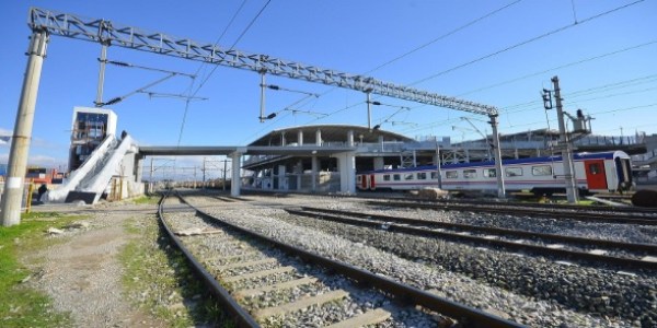 İzmir Büyükşehir'den yolcu yoğunluğuna kalıcı çözüm