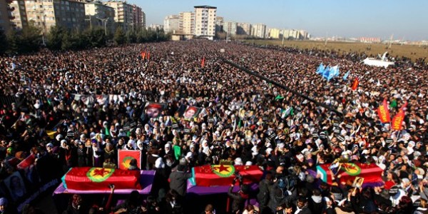 Cenaze t�reni olays�z tamamland�