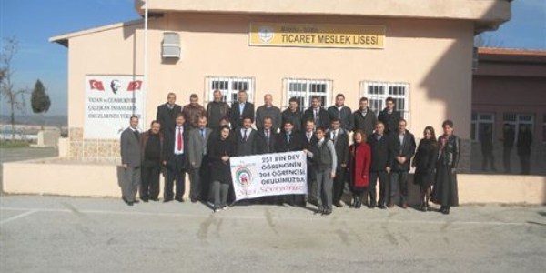 Soma Ticaret Meslek Lisesi'nde mesleki farkındalık kahvaltısı