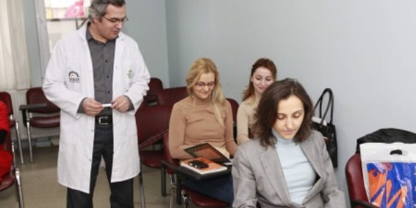 Avukatlar GESMEK'te Osmanlıca öğreniyor