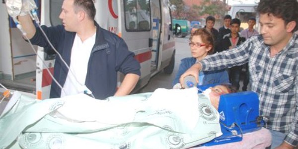 Dayısının kullandığı kamyonetin altında kaldı