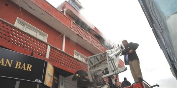 Sultanhisar'da soba yanıgını can aldı