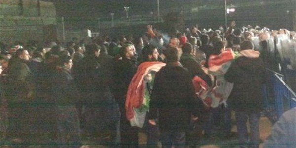 Karşıyaka taraftarı ile polis arasında arbede
