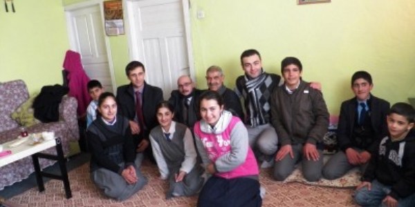 A�r�'da 66 k�z ��renci okula kazand�r�ld�