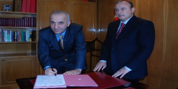 Hayırsever iş adamından Of'a engelli okulu