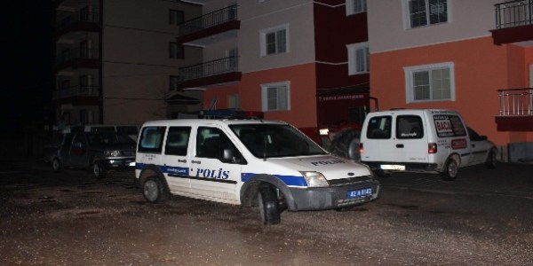 Hastaneye gitti evi soyuldu