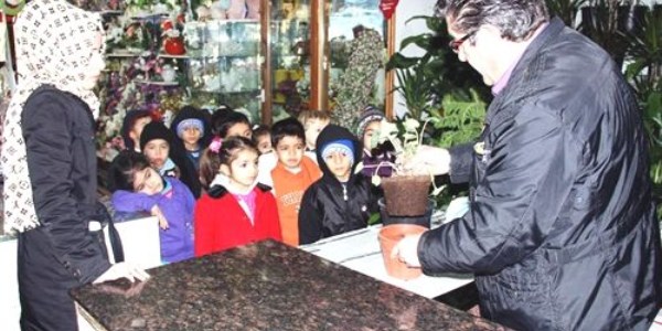 Miniklere çiçek sevgisi aşılandı