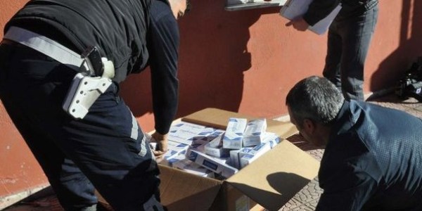 Otomobilden 5 bin paket sigara çıktı