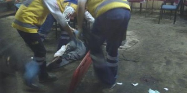 Amcaoğullarının tarla kavgası: 2 yaralı