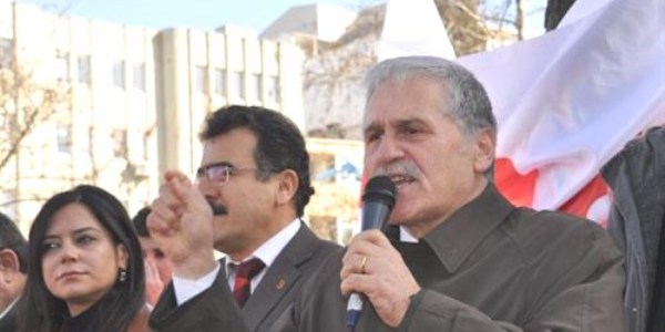 Eylemdeki i��iler, 70'inci g�nde a�l�k grevine ba�lad�lar