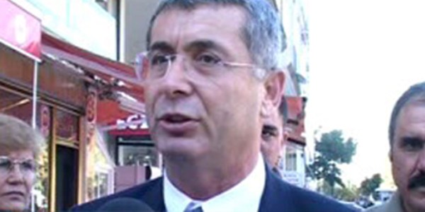 Eski CHP Milletvekiline 500 bin liralık tazminat