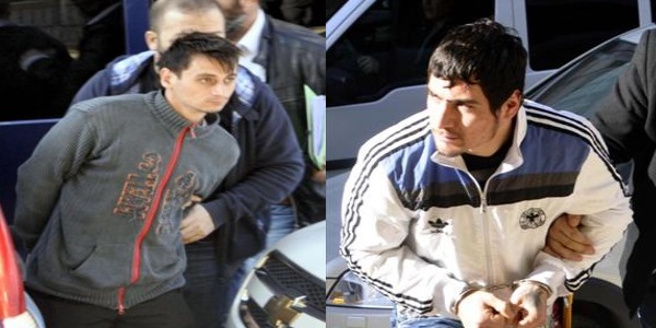 7 kez bıçaklayıp cep telefonunu gasp ettiler