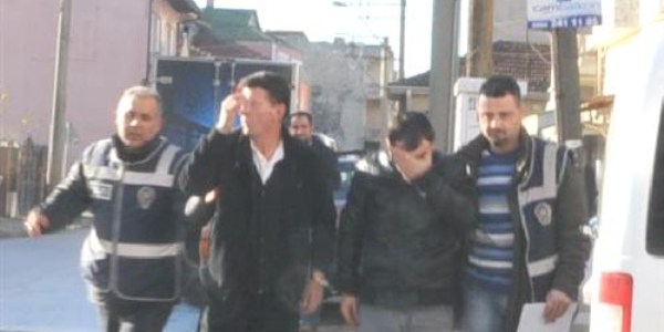 Sahte parayla uyu�turucu almak isterken yakaland�lar