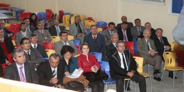Okul müdürlerine 'Okul Sütü' semineri