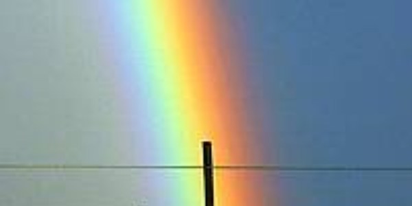 Yaz�yla anlatamad�klar�n� renklerin diliyle aktar�yor