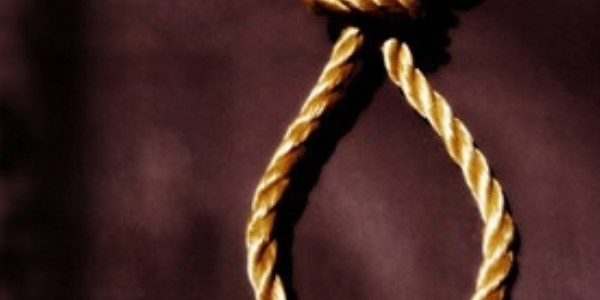 Ormanda a�aca as�lm�� erkek cesedi bulundu