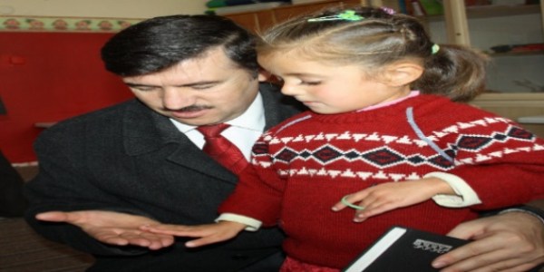 A�r� Milli E�itim M�d�r� Fatih Ba�ak'tan ailelere uyar�