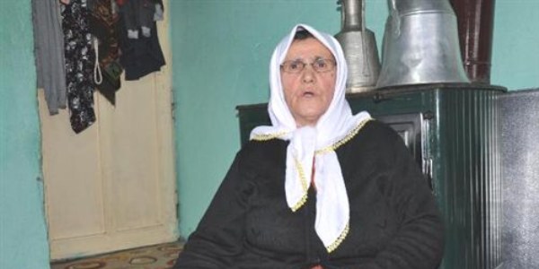 10 yıl önce kaybolan oğlunu bekliyor
