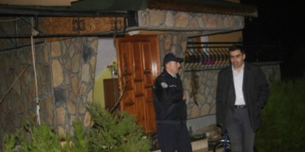 Suriyeli genç kız şofbenden sızan gazdan zehirlendi