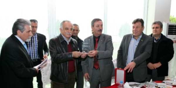 Bayrakl�'n�n 50 y�ll�k sorunu ��z�l�yor