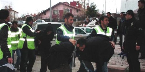 Konya'da hırsızlık operasyonu: 10 gözaltı