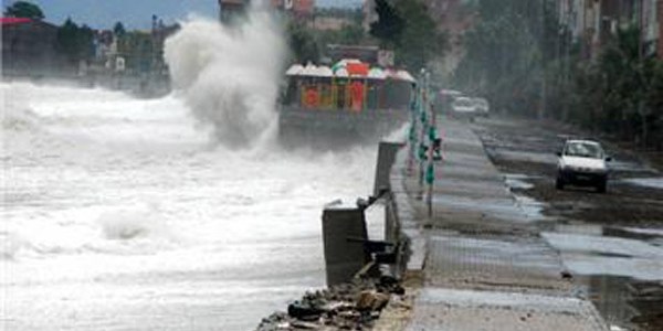 Doğu Karadeniz'de fırtına bekleniyor