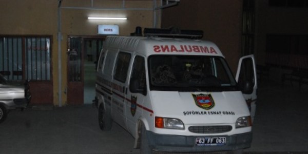 Otomobiliyle 3 kişiye çarpıp kaçtı