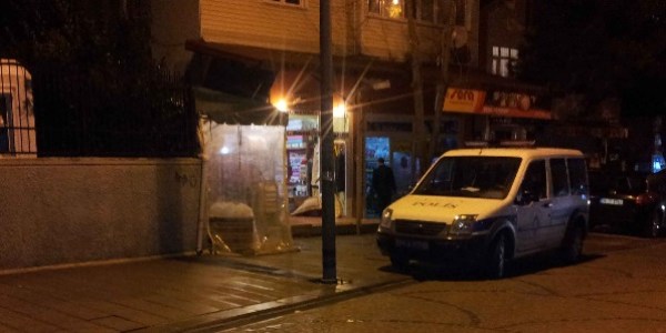 Petshopçu denetim ekibine saldırdı