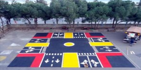 Antalya Büyükşehir'den okullara trafik eğitim parkı